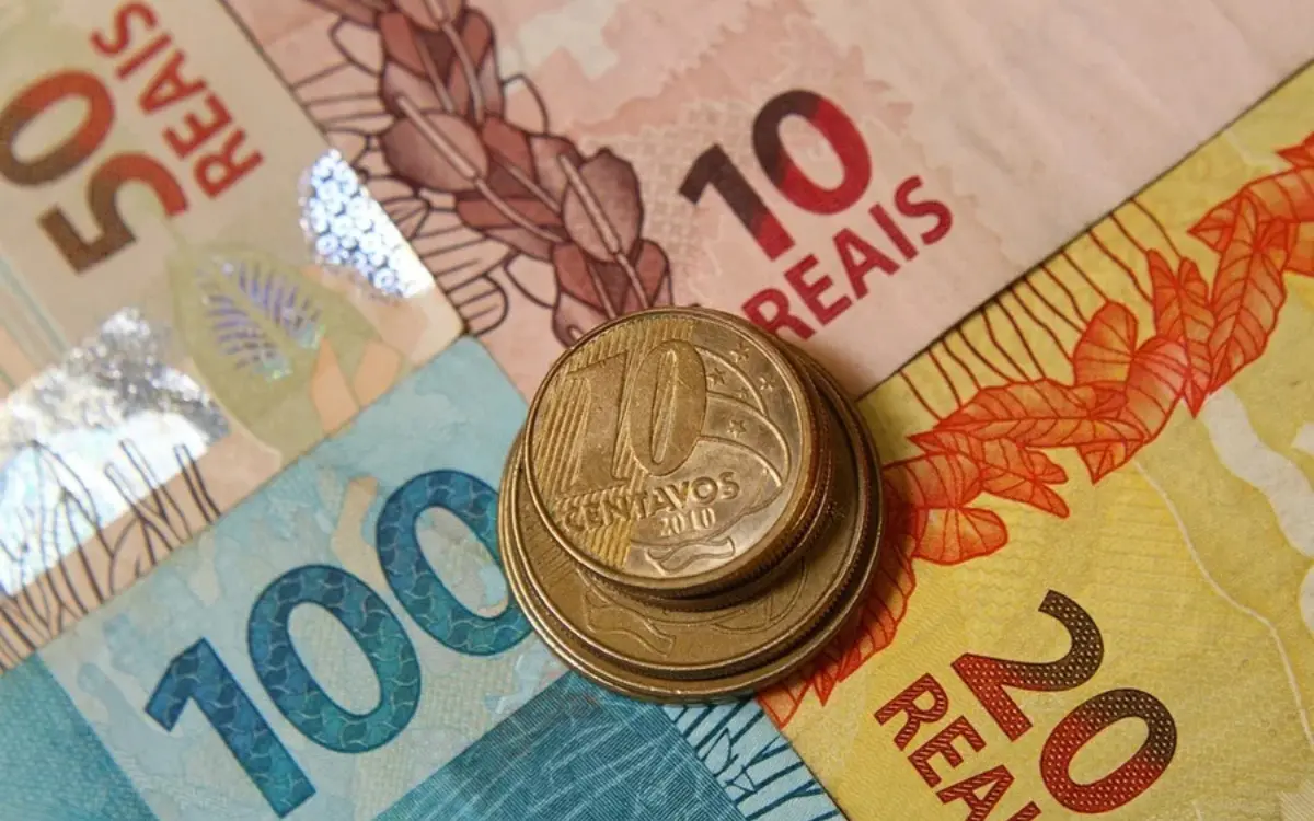 Programa Desenrola MEI visa renegociar R$ 12,4 bilhões em dívidas de microempreendedores.