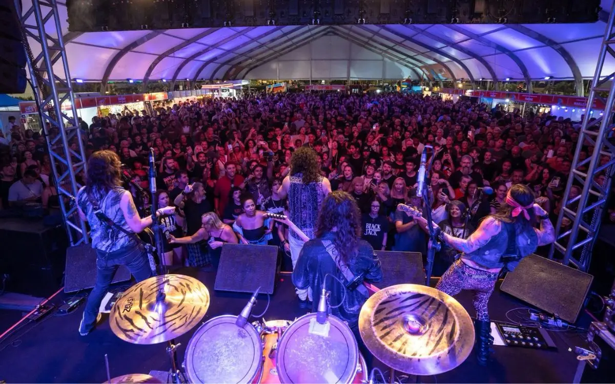 O Ilha do Rock chega à 5ª edição com uma programação que reúne bandas capixabas, tributos a grandes nomes do gênero