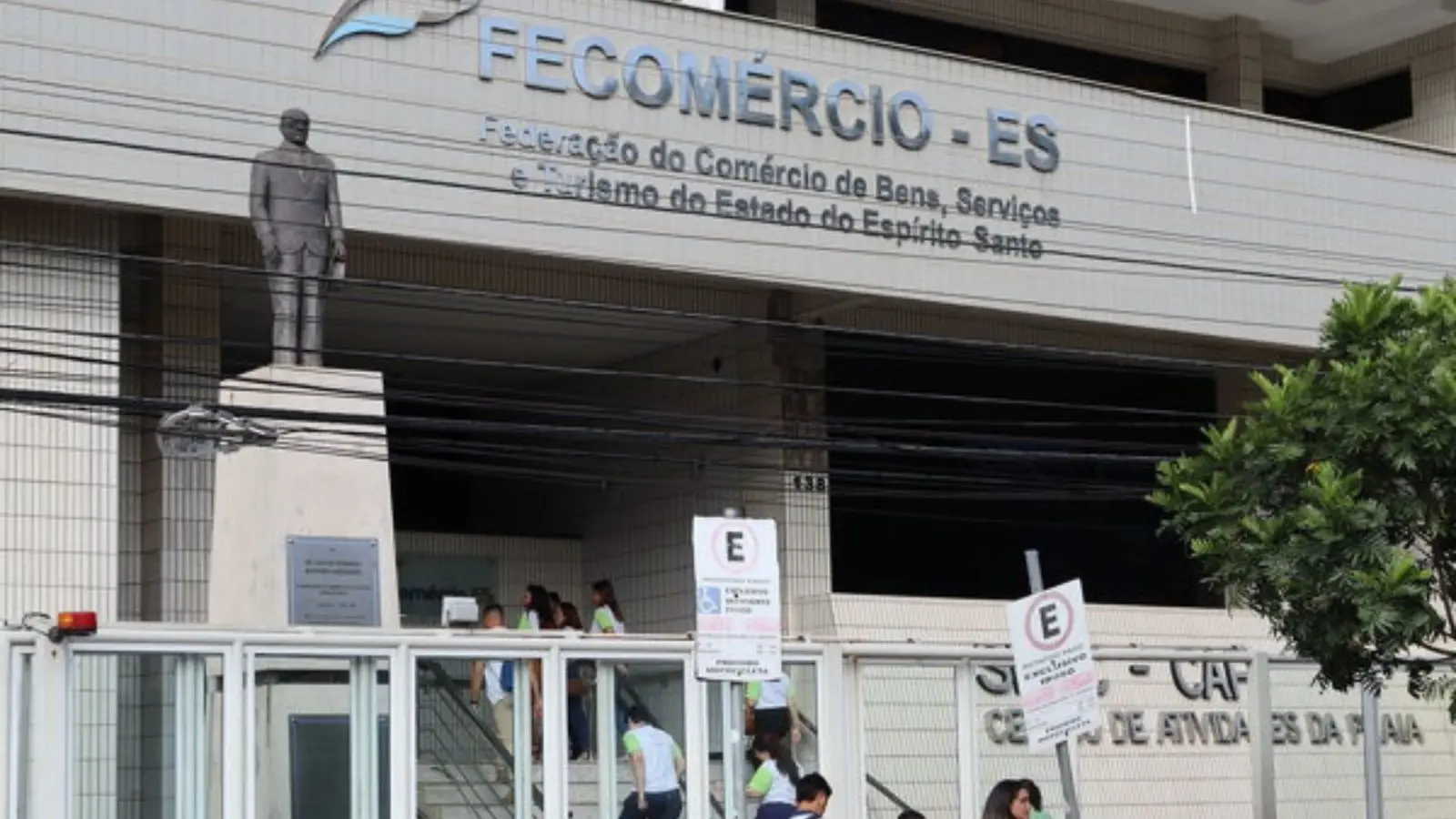 Dia D Comerciante terá programação em 10 municípios do Espírito Santo com debates sobre inovação, gestão e desafios do comércio.