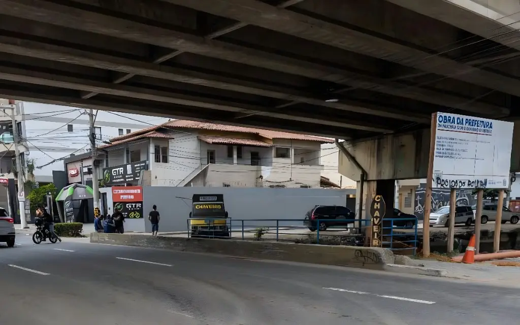 A Ponte da Avenida Champagnat será demolida para dar continuidade às obras do Parque Linear do Canal da Costa, em Vila Velha