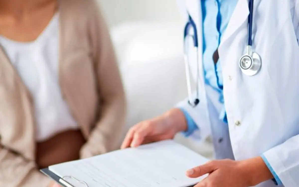 Usuárias acessam a nova área da mulher no Portal ES.GOV para monitorar saúde menstrual.