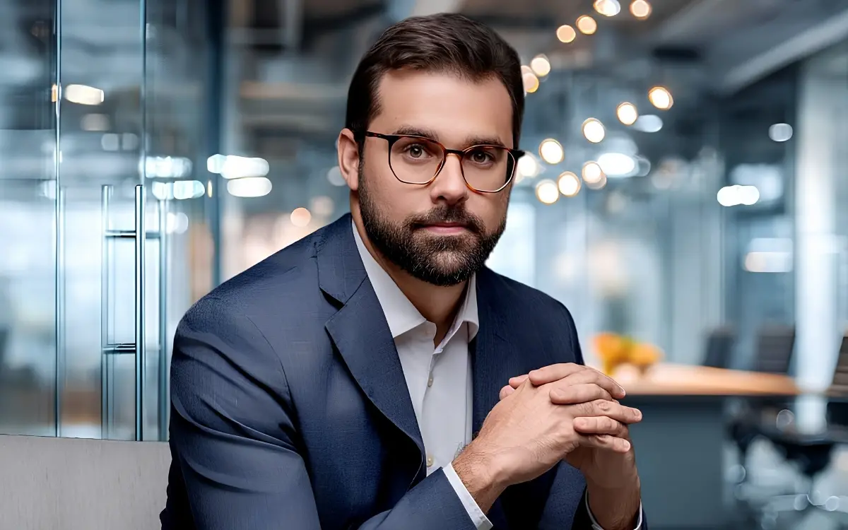 Thárcio Ferreira Demo é Procurador-Geral da Câmara Municipal de Linhares